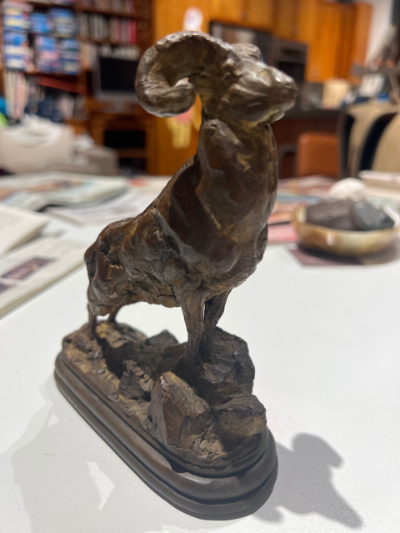 Bronze wildlife sculpture