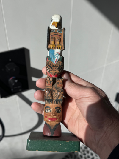 NWC Tait, Eli 4 figured plus salmon good luck model totem