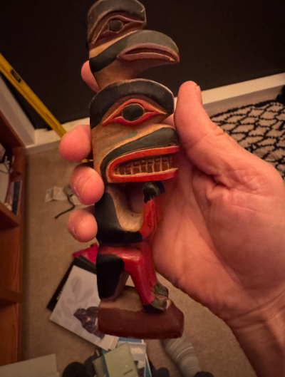 NWC Totem Rudolph James small
