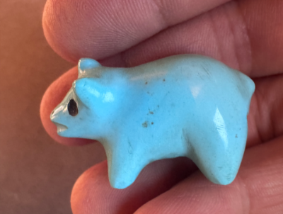 Zuni fetish Deyuse Leekya turquoise bear