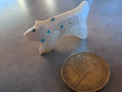 Zuni fetish Bewanika HArvey translucent wolf with inlaid dots